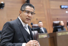 Nogui Acosta pide a oposición conversar y buscar acuerdo sobre Crucitas