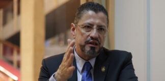 Ministro de Hacienda prepara proyector para mejorar recaudación y frenar contrabando