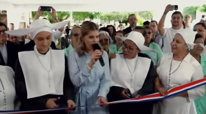 Laura Fernández inaugura segunda etapa del Hospital de Día del San Juan de Dios