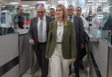 Laura Fernández anuncia presencia permanente de PCD en el Juan Santamaría