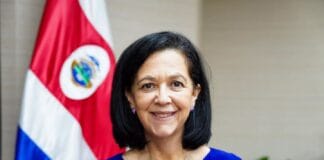 Mercedes Flores (MTSS): “Soy una ministra con un corazón cooperativista”